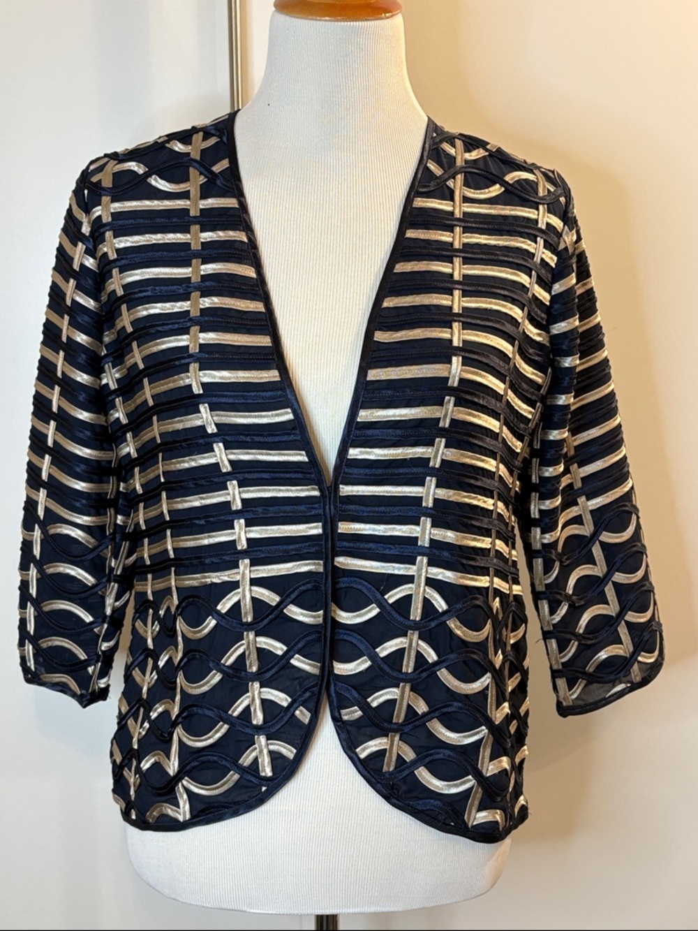 Chico's Navy & Pale Gold Embroidered Cropped Jacket, Hook & Eye Closure | 0P